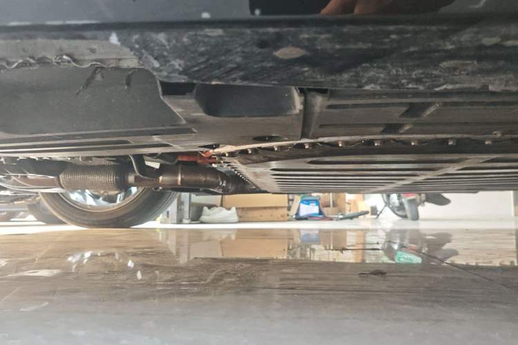 Used Buick L7 2025 Model Aivia Chassis Front Left