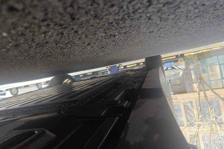 Used Buick L7 2025 Model Aivia Chassis Rear Left