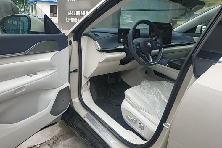 Used Buick L7 2025 Model Luxury Edition Driver Seat