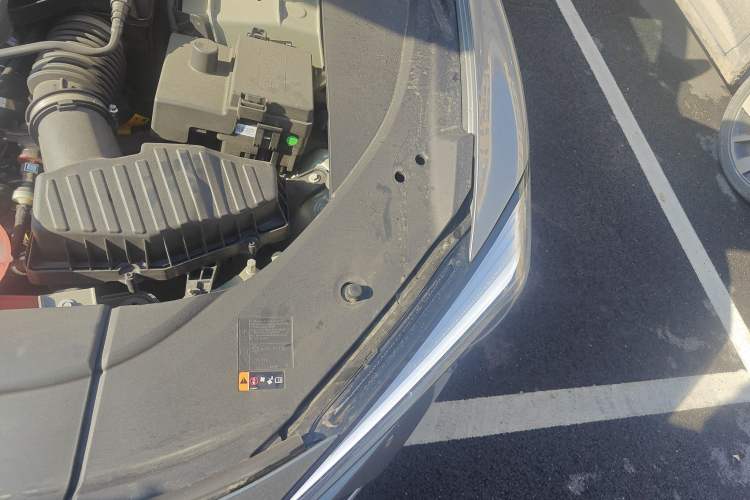 Used Buick L7 2025 Model Aivia Engine Bay Left