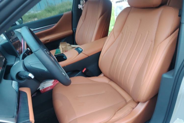 Used Buick L7 2025 Model Luxury Edition Left Front Seat