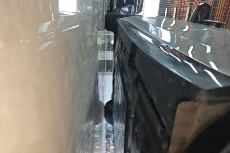 Used Buick L7 2025 Model Luxury Edition Left Side Sill
