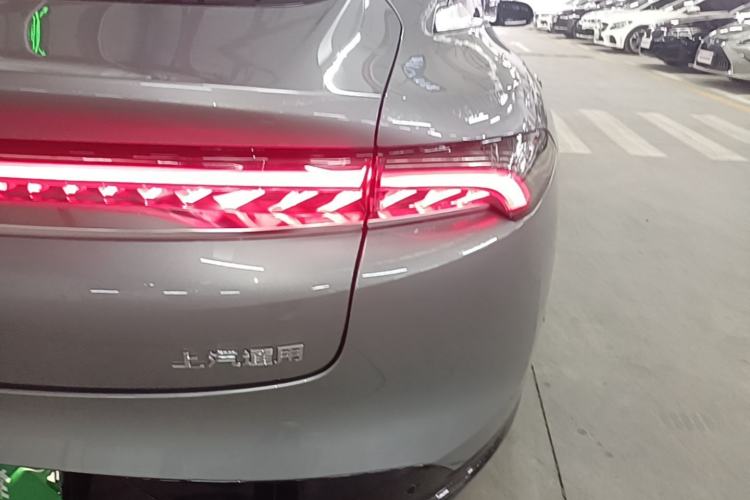 Used Buick L7 2025 Model Aivia Right Rear Taillight