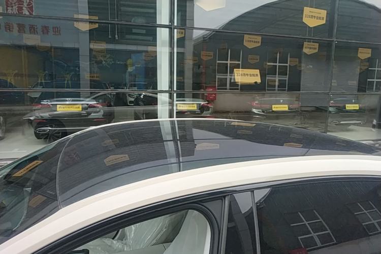 Used Buick L7 2025 Model Luxury Edition Roof