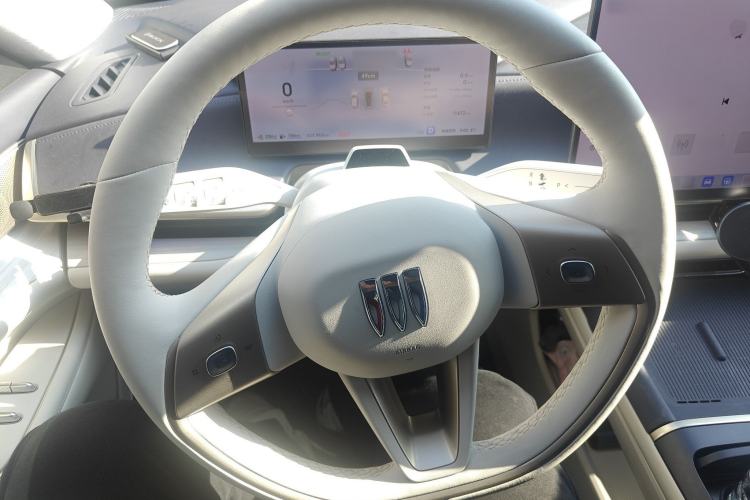 Used Buick L7 2025 Model Aivia Steering Wheel