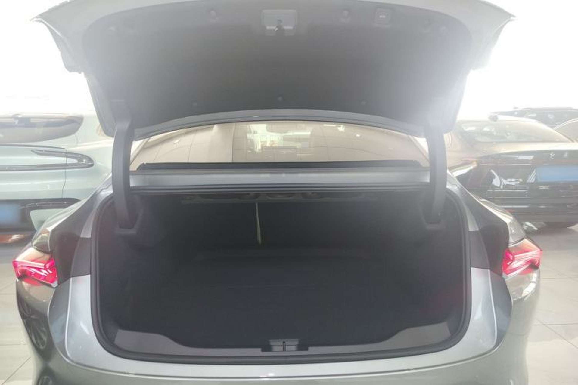 Used Buick L7 2025 Model Luxury Leisure Smart Driving Edition Trunk