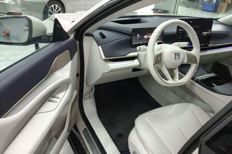Used Buick L7 2025 Model Aivia Driver Seat