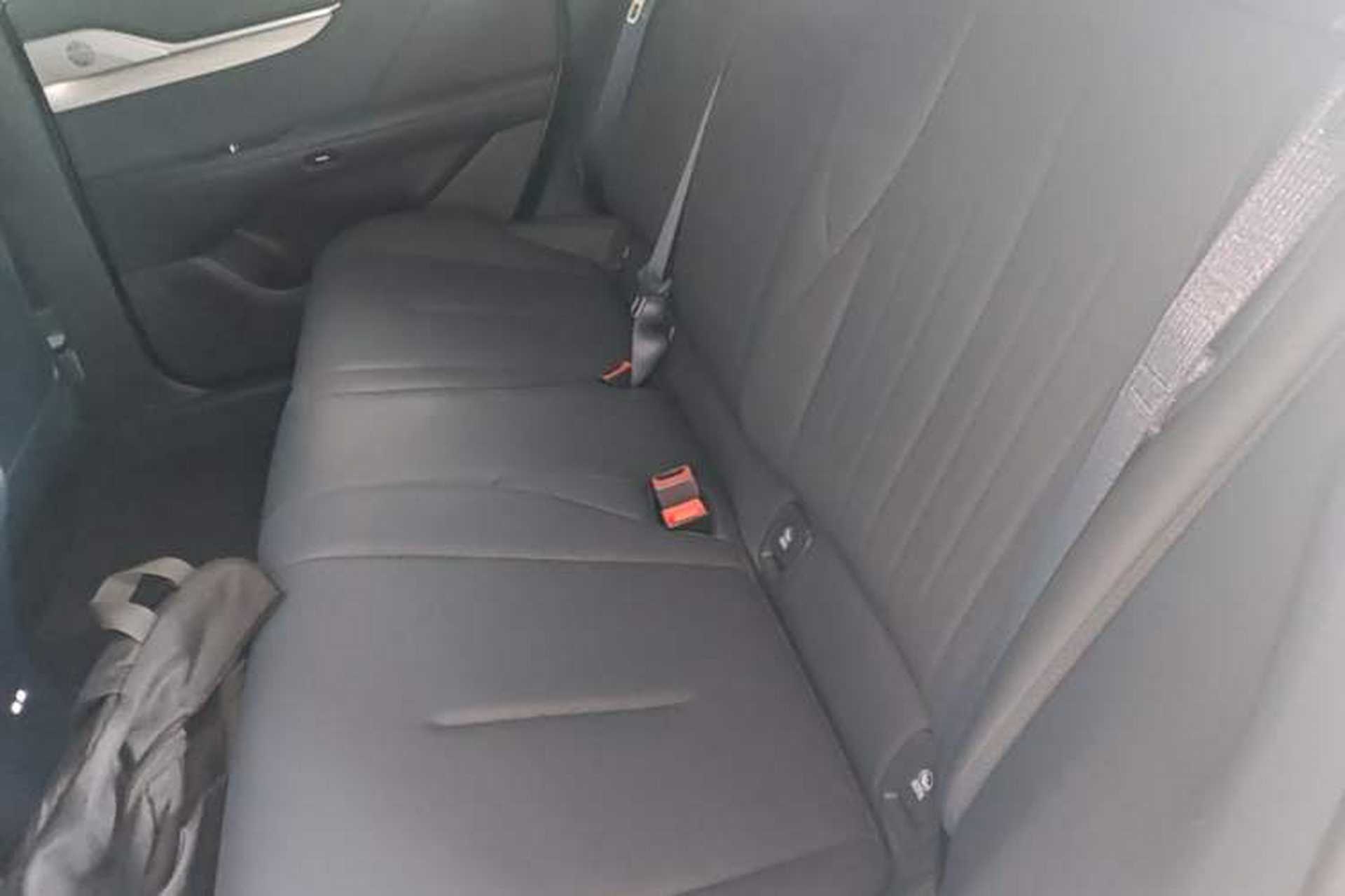 Used Buick L7 2025 Model Prestige Edition Left Rear Seat