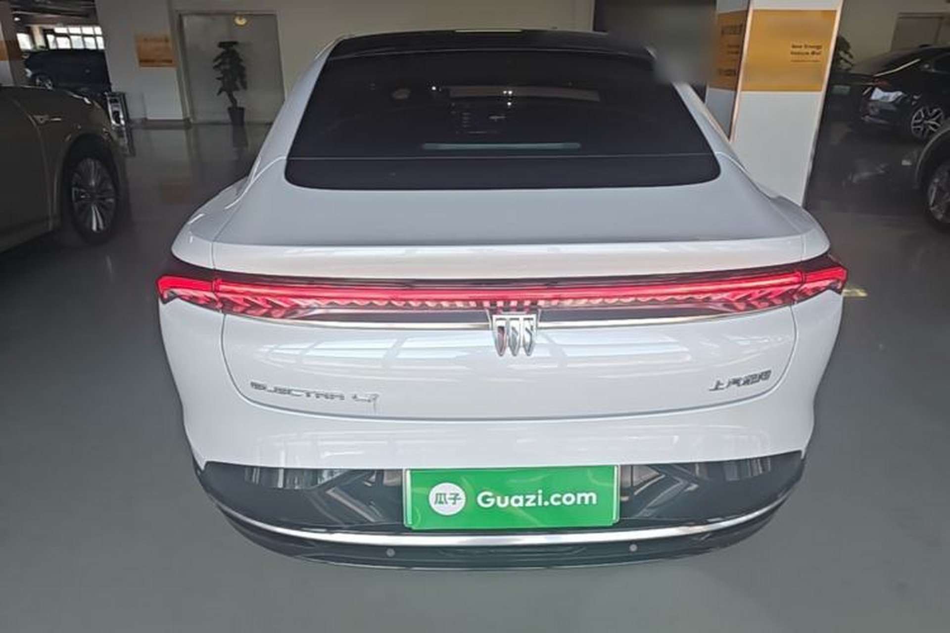 Used Buick L7 2025 Model Prestige Edition Rear