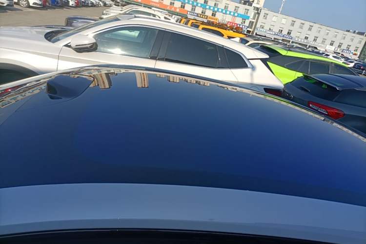 Used Buick L7 2025 Model Aivia Roof