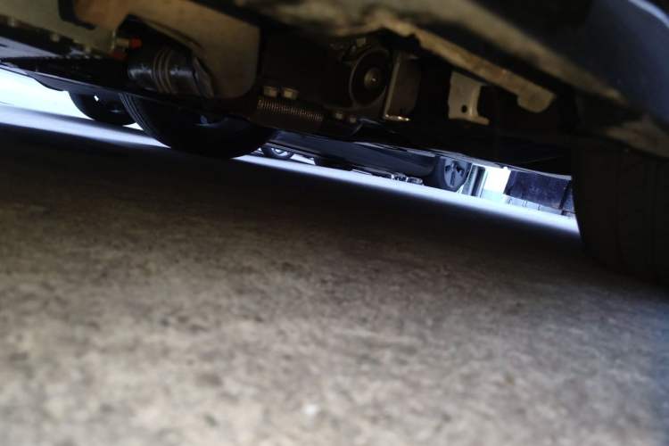 Used Buick L7 2025 Model Luxury Edition Chassis Rear Right