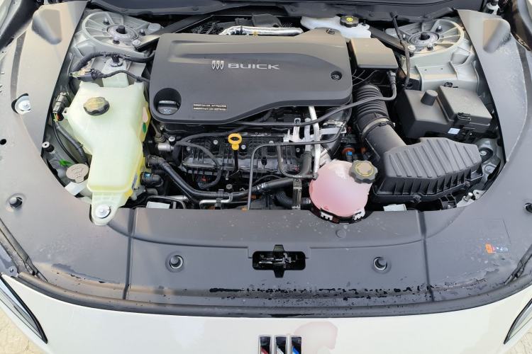 Used Buick L7 2025 Model Luxury Leisure Smart Driving Edition Engine Bay