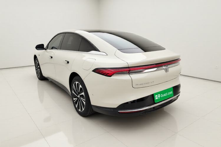 Used Buick L7 2025 Model Luxury Leisure Smart Driving Edition Exterior 3