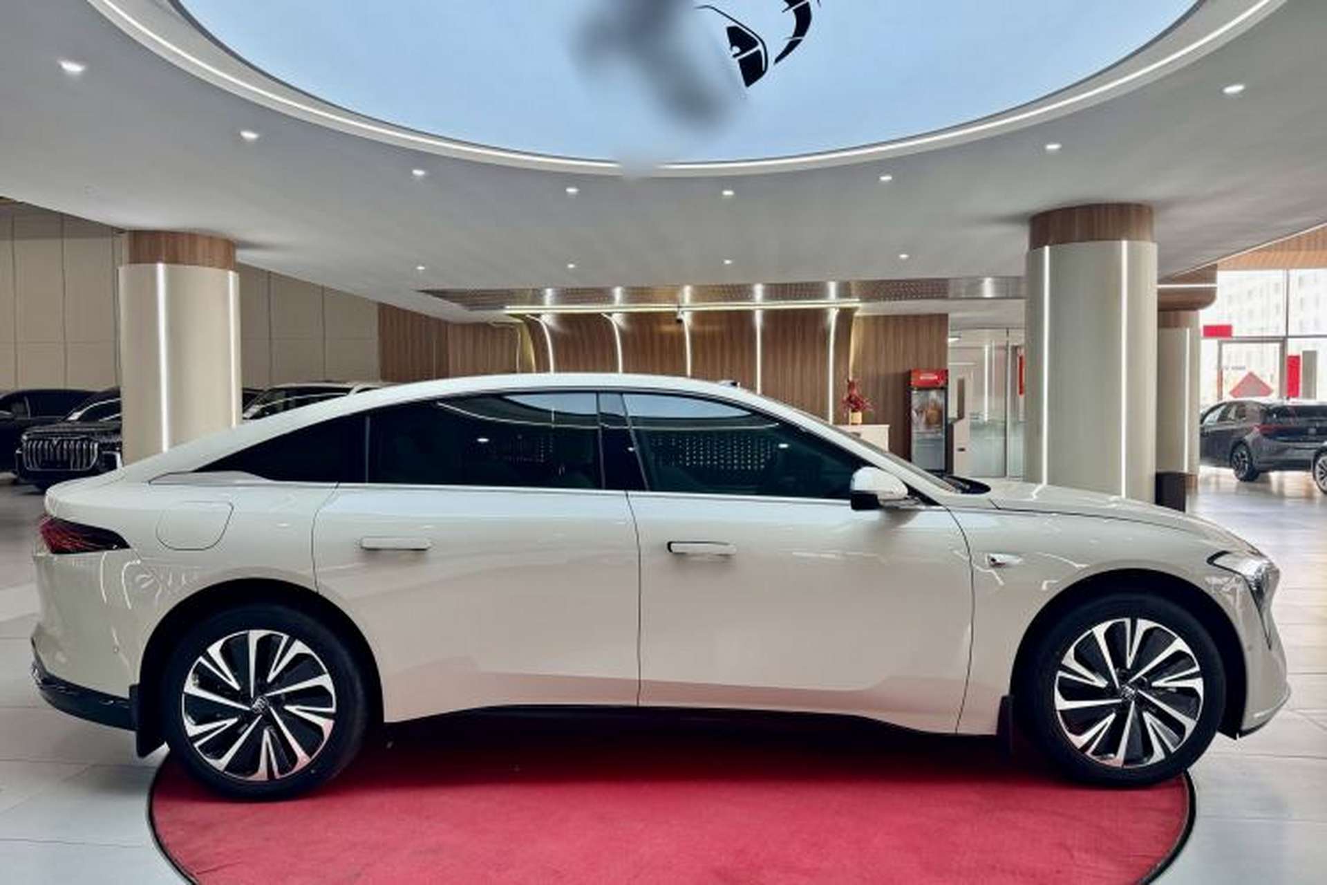 Used Buick L7 2025 Model Luxury Leisure Smart Driving Edition Exterior 8