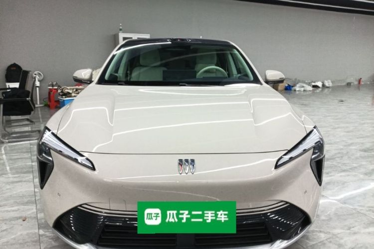 Used Buick L7 2025 Model Aivia Front