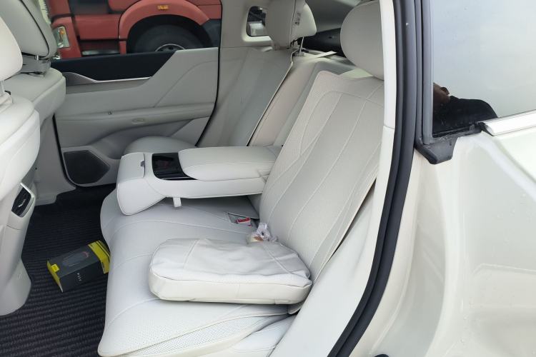 Used Buick L7 2025 Model Luxury Leisure Smart Driving Edition Interior 4