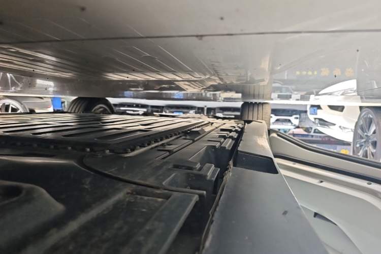 Used Buick L7 2025 Model Aivia Left Side Sill