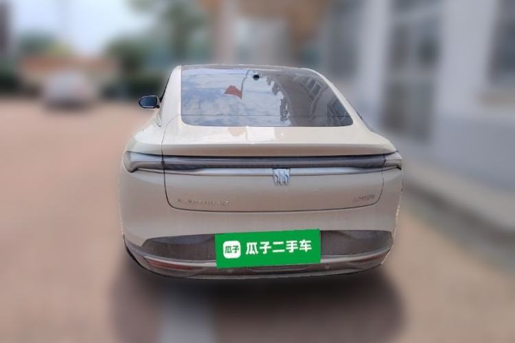 Used Buick L7 2025 Model Aivia Rear