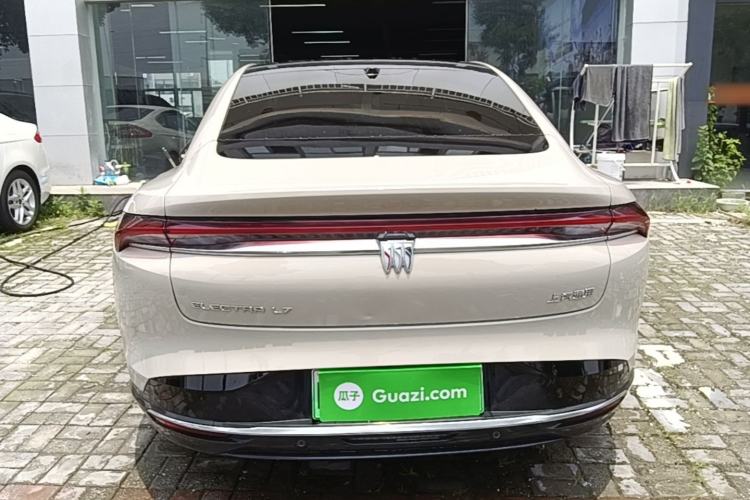 Used Buick L7 2025 Model Luxury Leisure Smart Driving Edition Rear