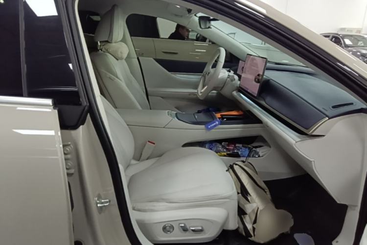 Used Buick L7 2025 Model Aivia Right Front Seat