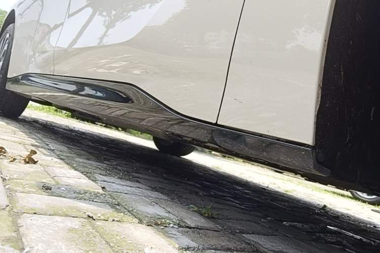 Used Buick L7 2025 Model Luxury Leisure Smart Driving Edition Right Side Sill