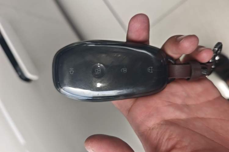 Used Buick L7 2025 Model Aivia Vehicle Key