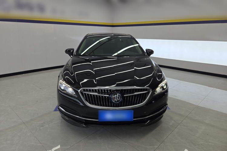 Used Buick LaCrosse 2018 30H Elite Edition Front