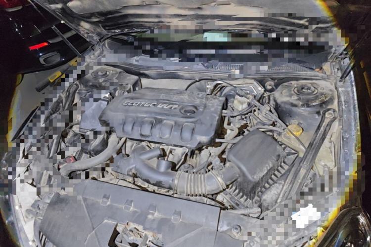 Used Buick LaCrosse 2006 2.4 Luxury Model Engine Bay