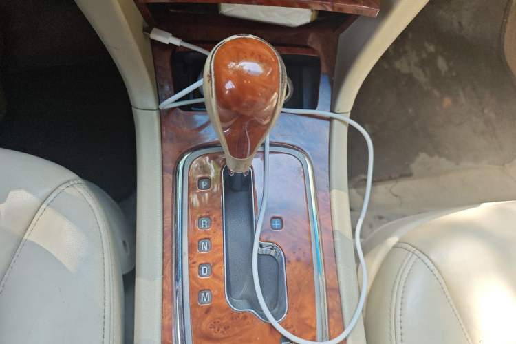 Used Buick LaCrosse 2006 2.4 Comfort Edition Gear Lever