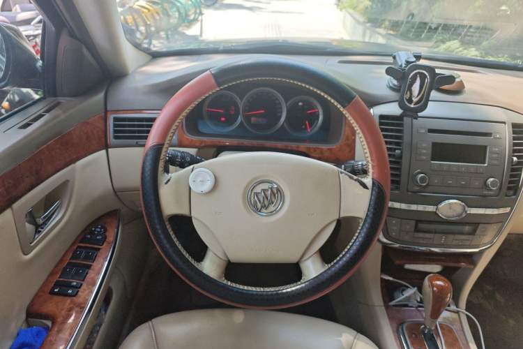 Used Buick LaCrosse 2006 2.4 Comfort Edition Steering Wheel