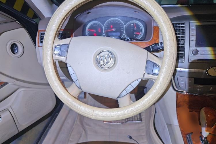 Used Buick LaCrosse 2006 2.4 Luxury Model Steering Wheel