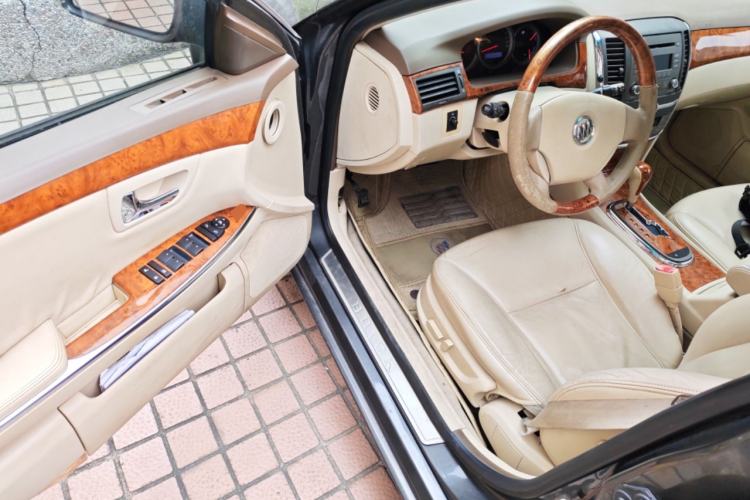 Used Buick LaCrosse 2006 2.4 Luxury Model Driver Seat