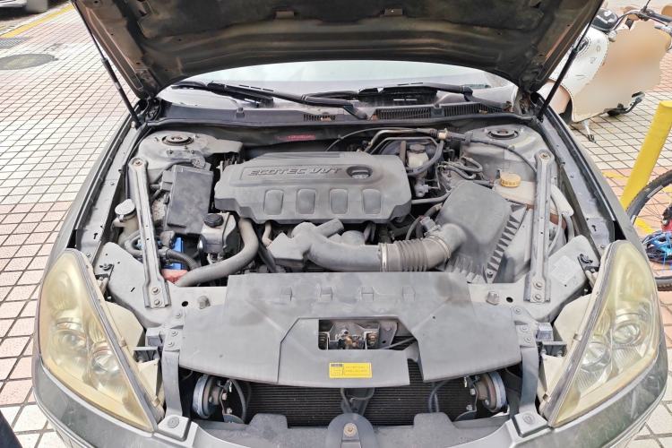 Used Buick LaCrosse 2006 2.4 Luxury Model Engine Bay