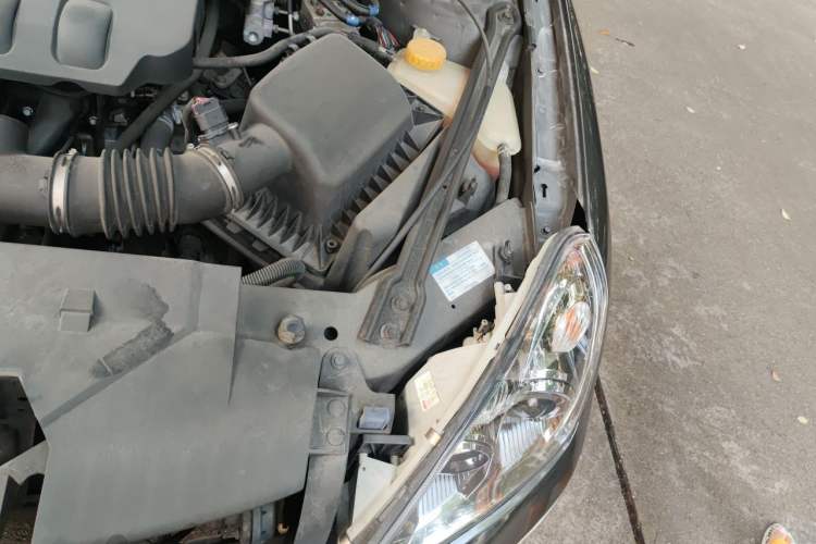 Used Buick LaCrosse 2006 2.4 Comfort Edition Engine Bay Left
