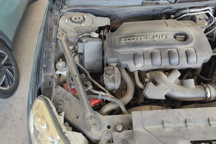 Used Buick LaCrosse 2008 2.4 Comfort Edition Engine Bay Right