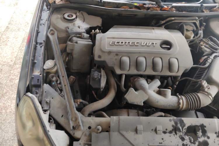 Used Buick LaCrosse 2008 2.4 Comfort Edition Engine Bay Right