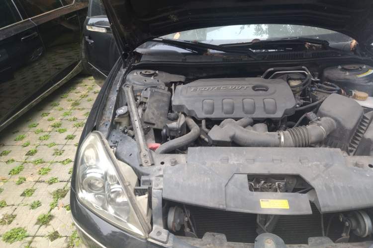 Used Buick LaCrosse 2008 2.4 Comfort Edition Engine Bay Right