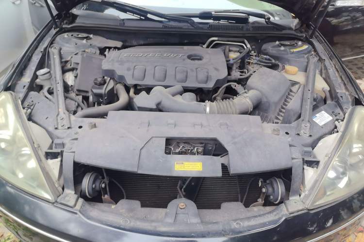 Used Buick LaCrosse 2008 2.4 Comfort Edition Engine Bay