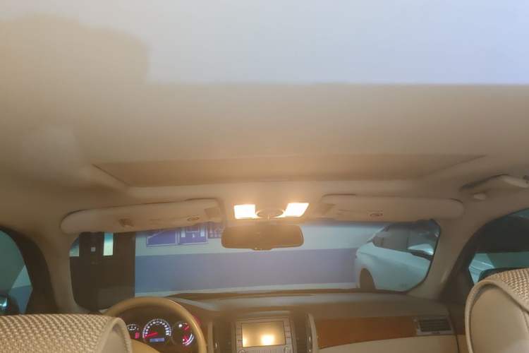 Used Buick LaCrosse 2008 2.4 Luxury Navigation Edition Headliner