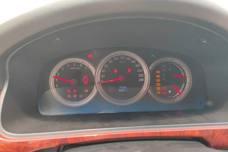 Used Buick LaCrosse 2008 2.4 Luxury Navigation Edition Instrument Cluster