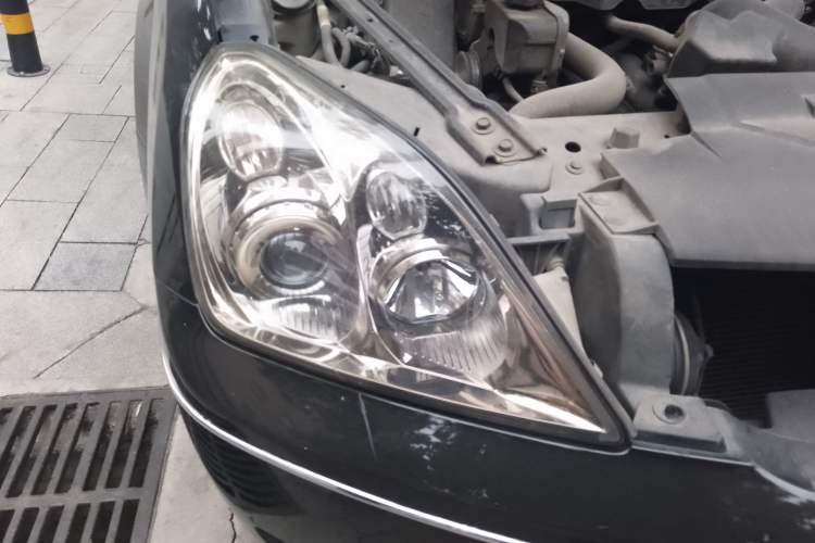 Used Buick LaCrosse 2008 2.4 Comfort Edition Right Front Headlight
