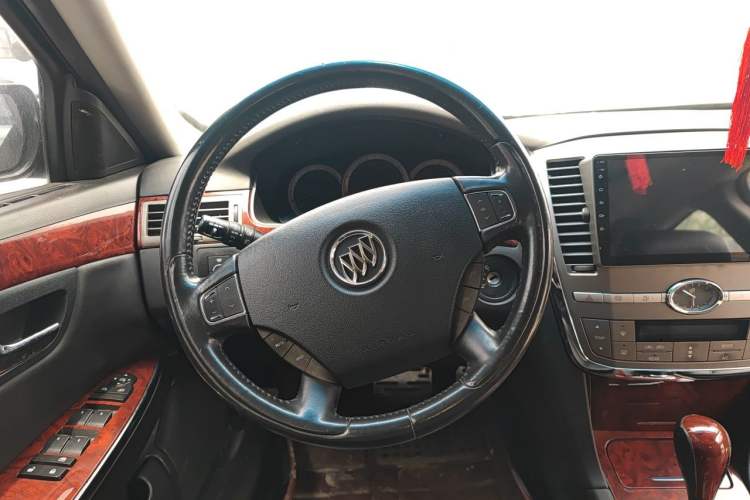 Used Buick LaCrosse 2008 2.4 Luxury Navigation Edition Steering Wheel