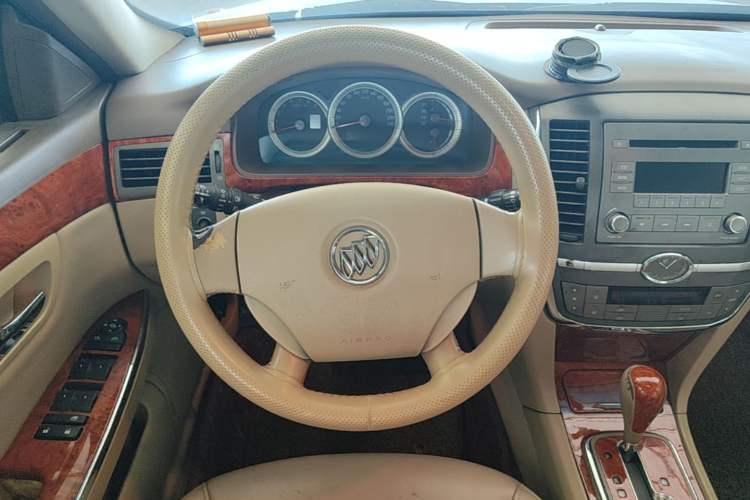 Used Buick LaCrosse 2008 2.4 Comfort Edition Steering Wheel