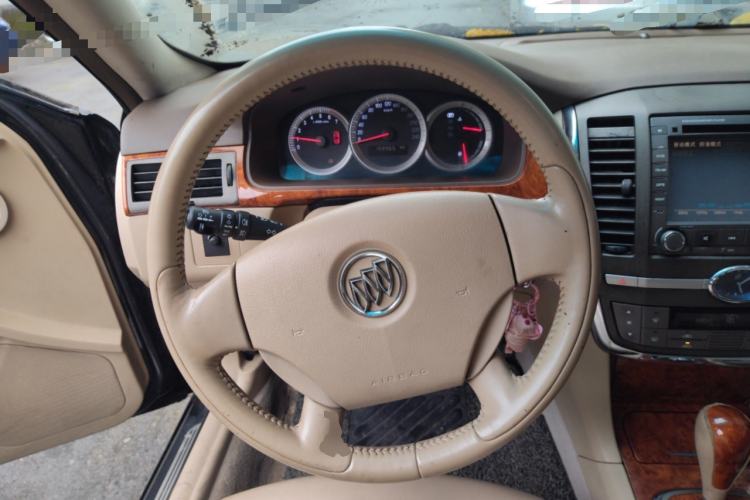 Used Buick LaCrosse 2008 2.4 Luxury Navigation Edition Steering Wheel