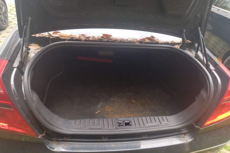 Used Buick LaCrosse 2008 2.4 Comfort Edition Trunk