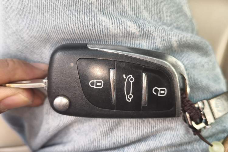 Used Buick LaCrosse 2008 2.4 Comfort Edition Vehicle Key