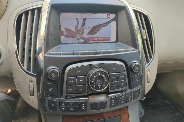 Used Buick LaCrosse 2009 2.4L Haoya Edition Audio And AC Panel