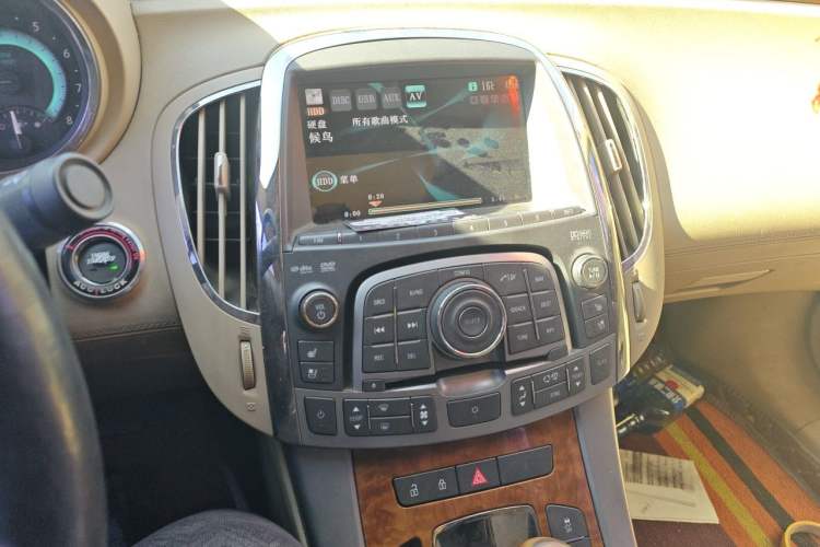 Used Buick LaCrosse 2009 3.0L Flagship Edition Audio And AC Panel