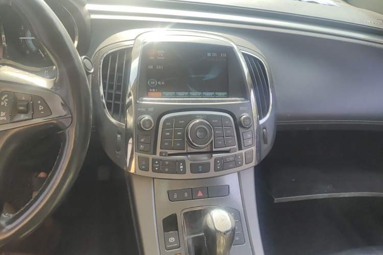 Used Buick LaCrosse 2009 3.0L Flagship Edition Audio And AC Panel