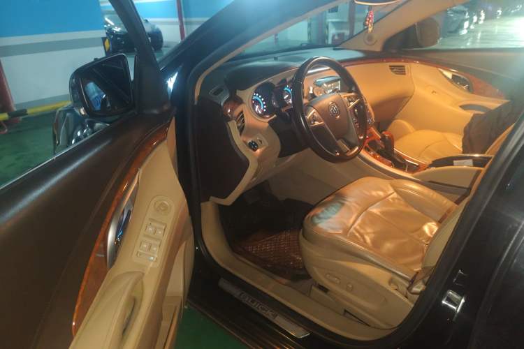 Used Buick LaCrosse 2009 2.4L Haoya Edition Driver Seat